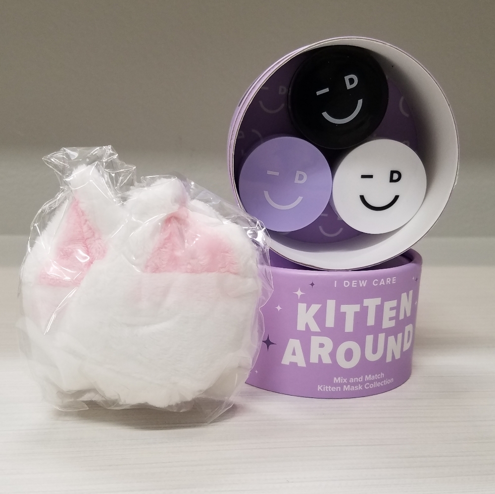 NIB Facial mask set with kitten theme